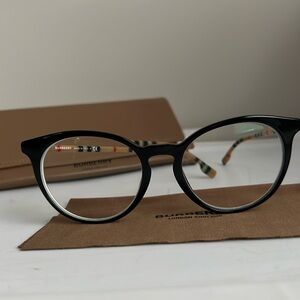 Burberry Black Round Optical Glasses